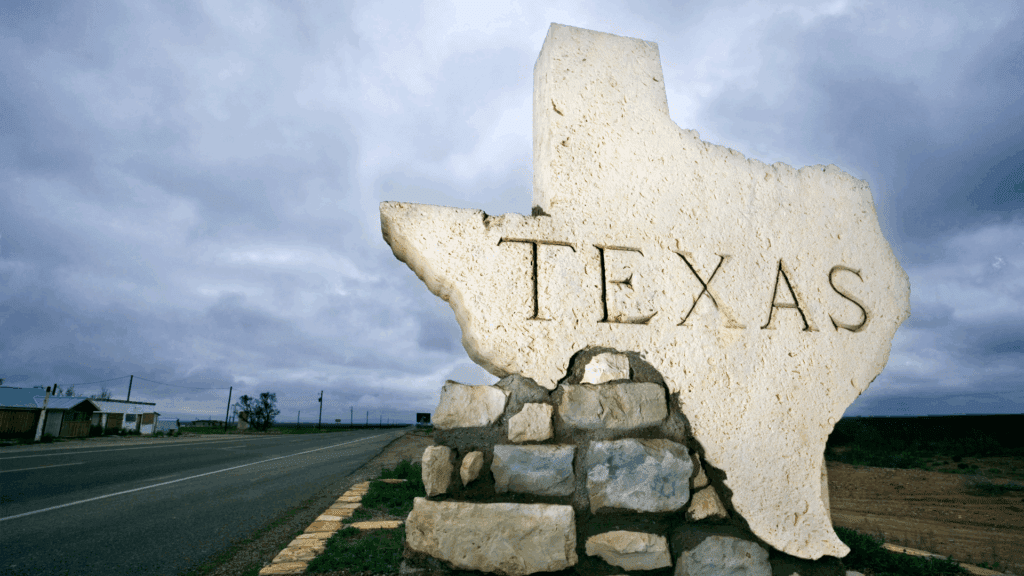 Simplified map of Texas showing major cities where home insurance services are offered.